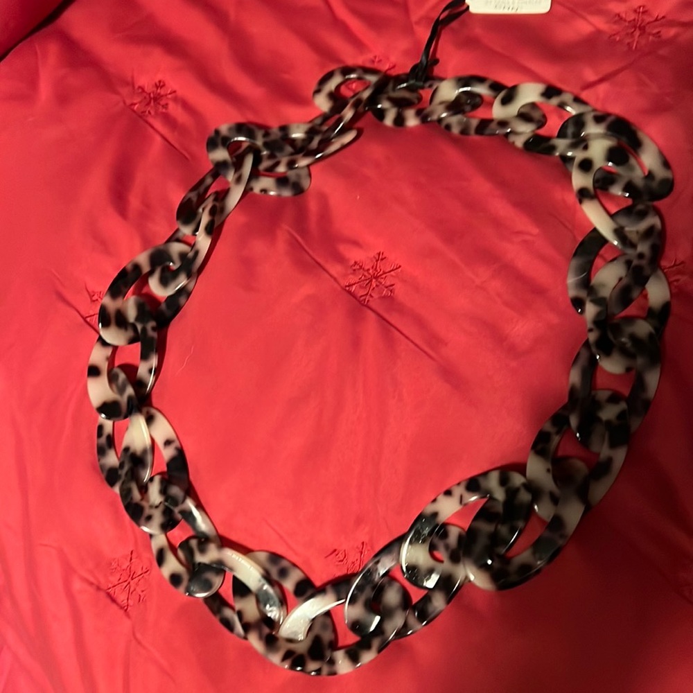 Brand new leopard long acrylic necklace